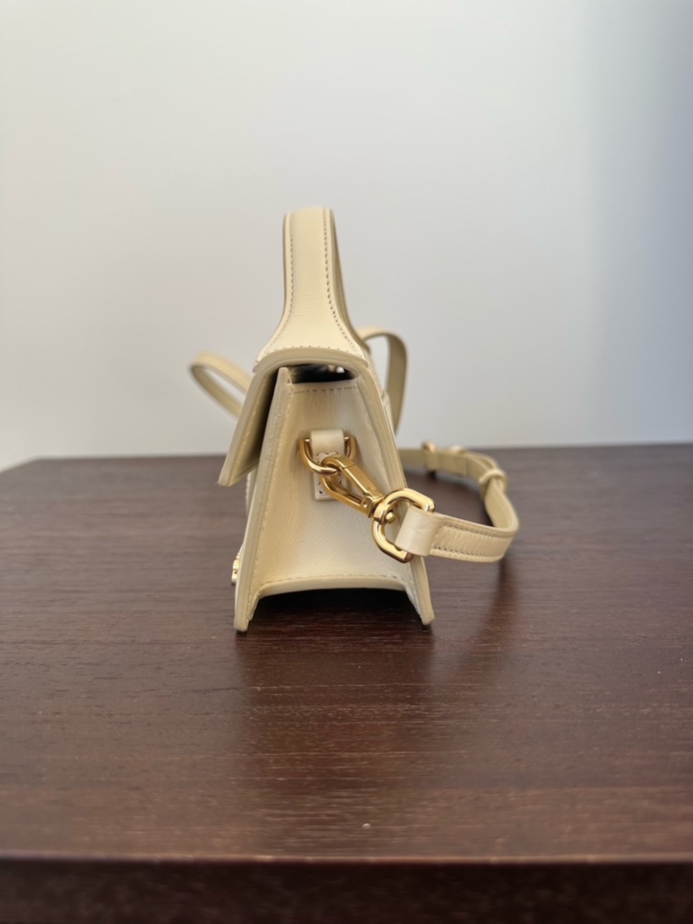 Jacquemus Cream Le Grand Chiquito Top Handle Mini Bag - Picture 4 of 9